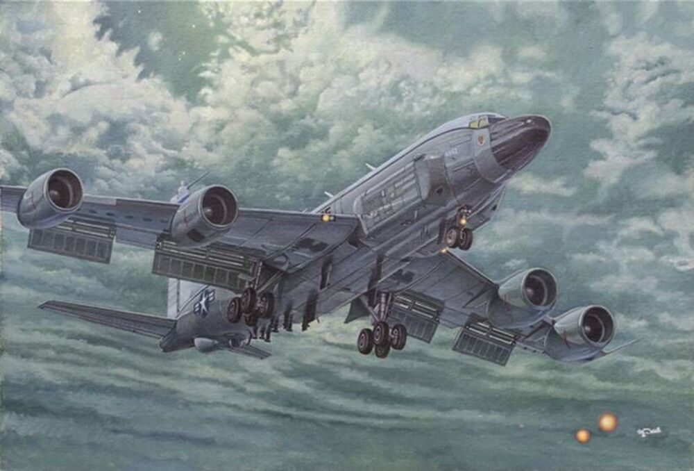 Boeing KC-135 (2x camo) von Roden 1/144 - Bild 2