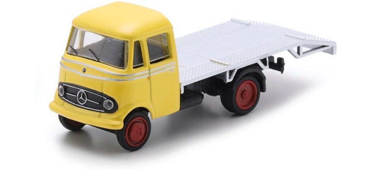 Schuco 452678300 1:87 Mercedes-Benz L319 Autotransporter
