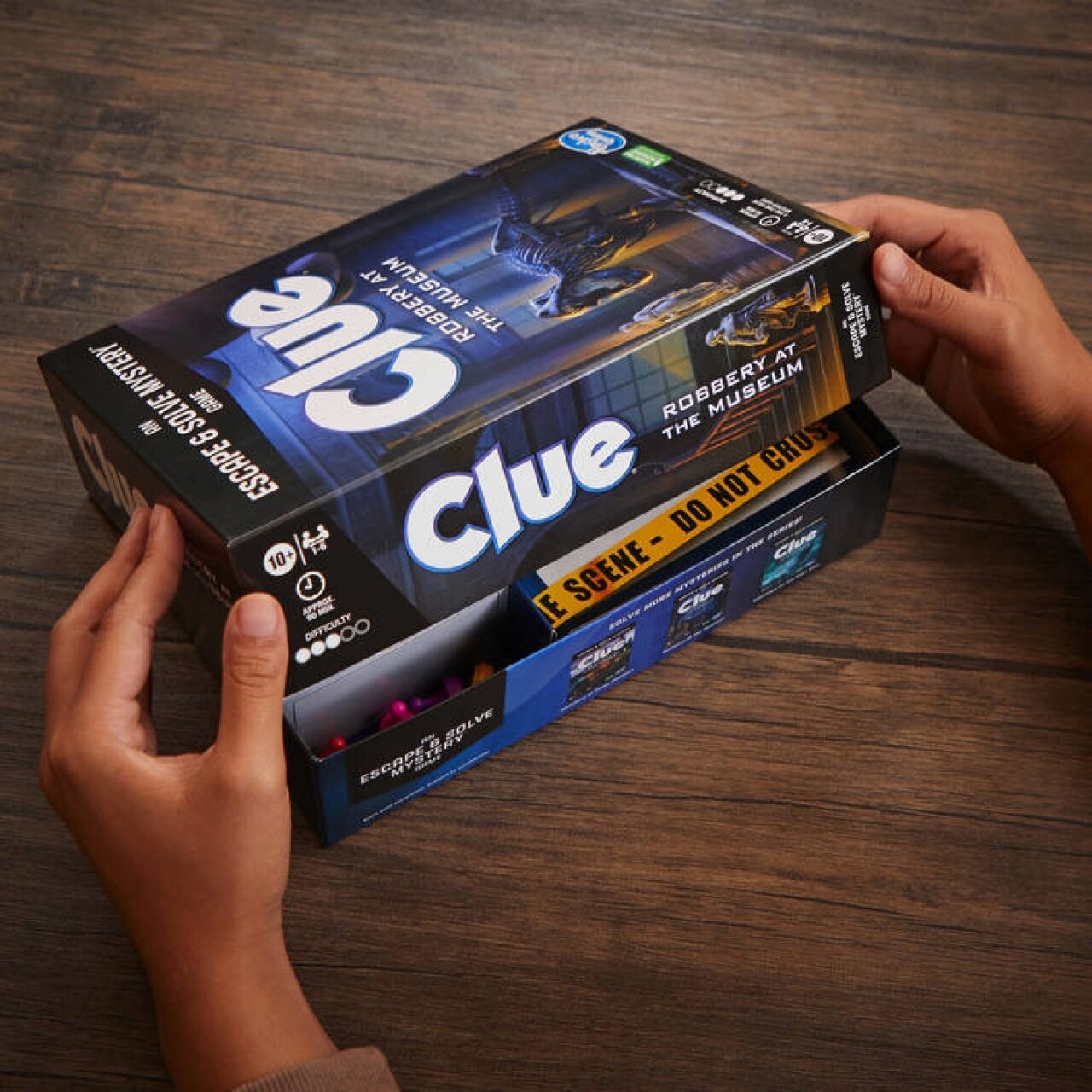 Hasbro Gaming Schwarz Hasbro F6109100 Clue Escape Cluedo Raub Im Museum
